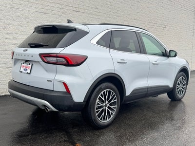 2025 Ford Escape Plug-In Hybrid Base