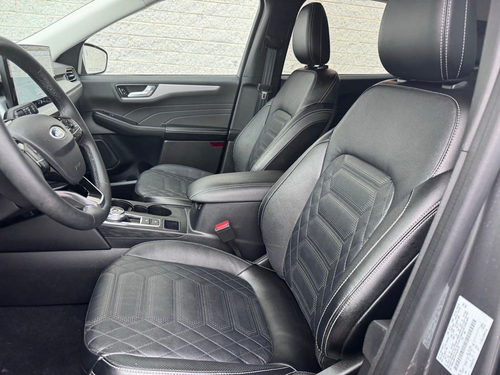 2023 Ford Escape Plug-In Hybrid Base