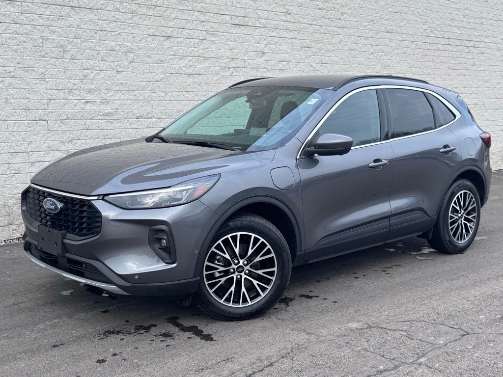 2023 Ford Escape Plug-In Hybrid Base