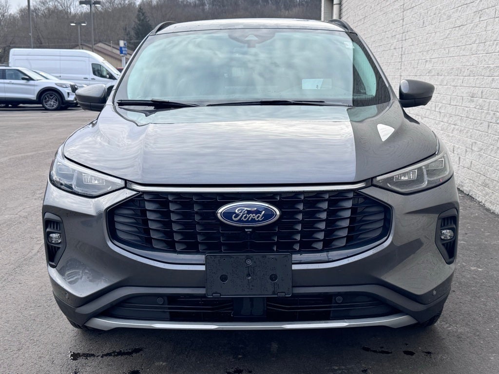 2023 Ford Escape Plug-In Hybrid Base