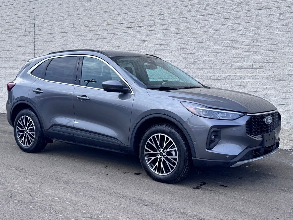 2023 Ford Escape Plug-In Hybrid Base