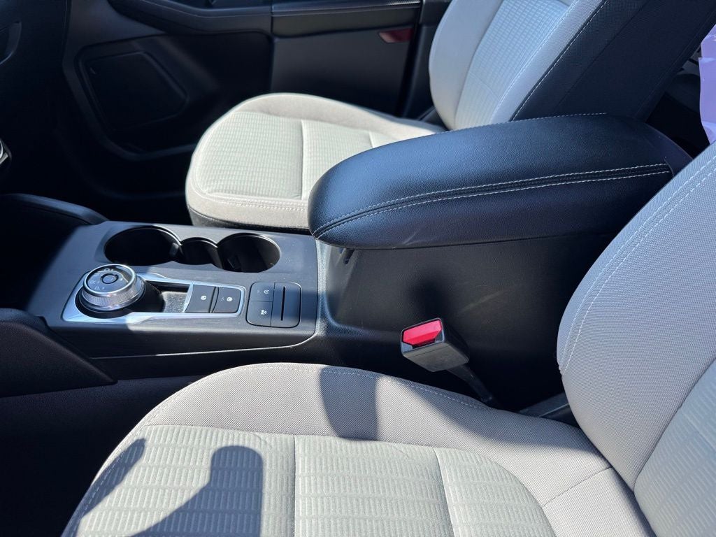 2022 Ford Escape S