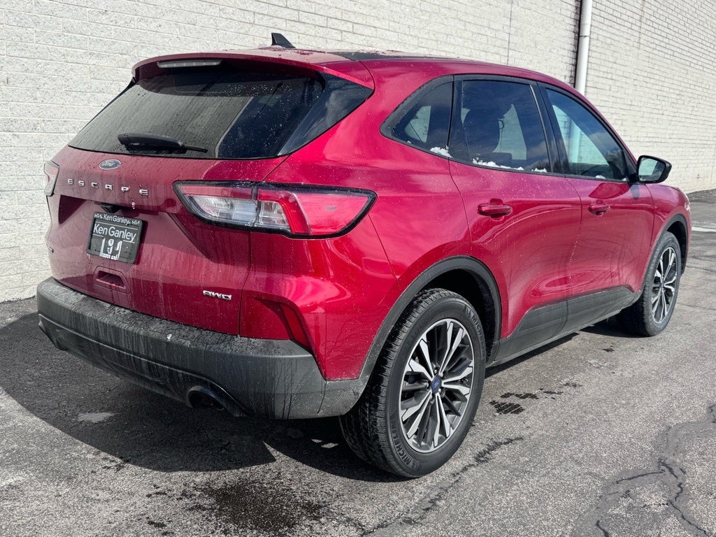 2021 Ford Escape SE