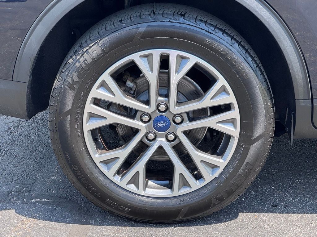 2021 Ford Escape SEL