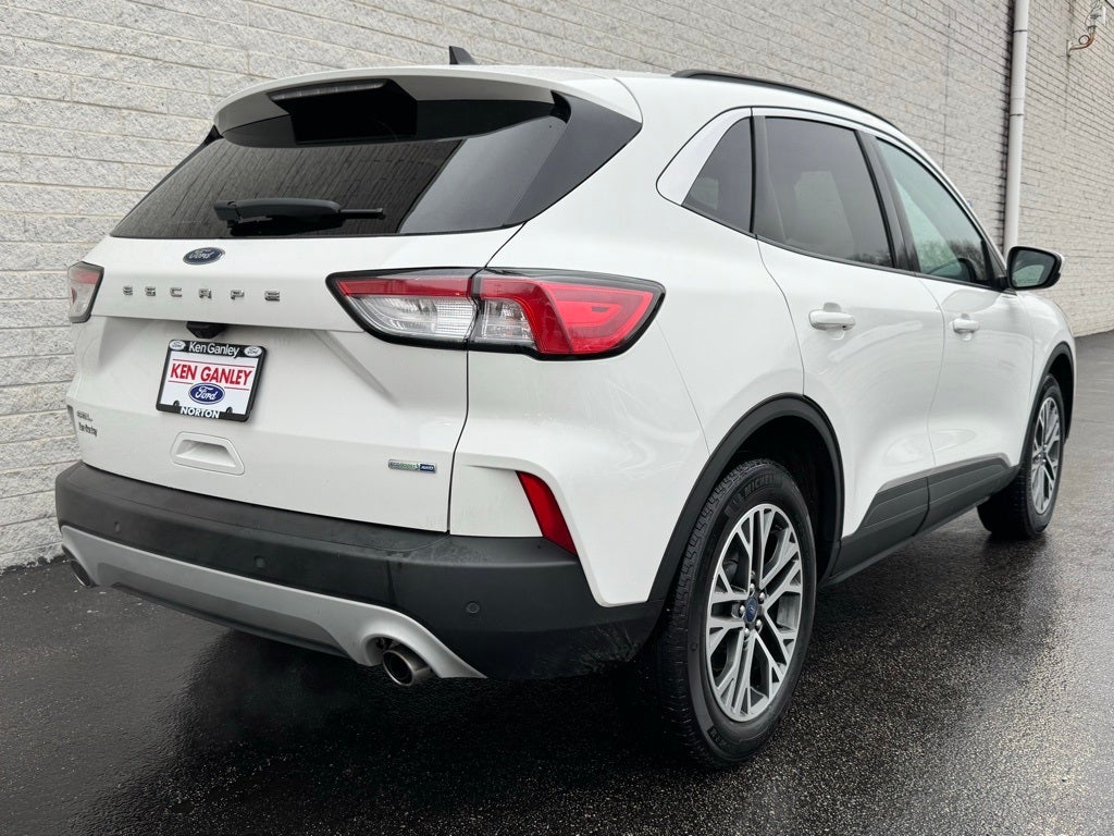 2020 Ford Escape SEL