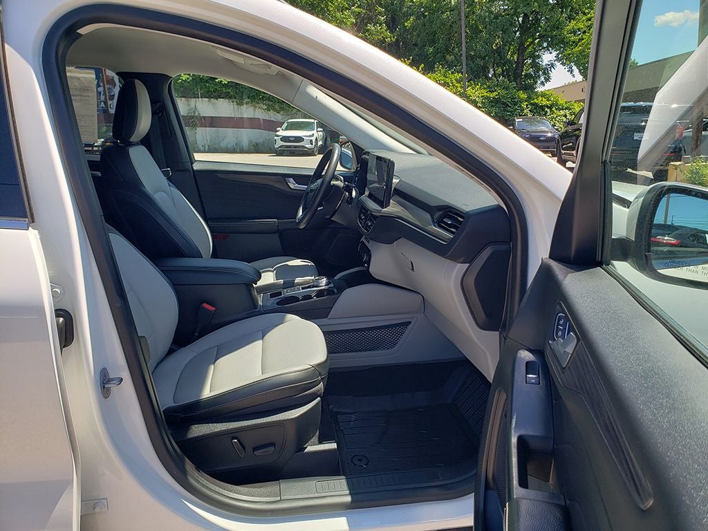 2023 Ford Escape Platinum