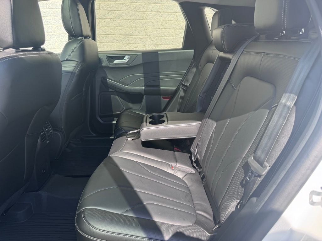 2026 Ford Escape Hybrid Platinum