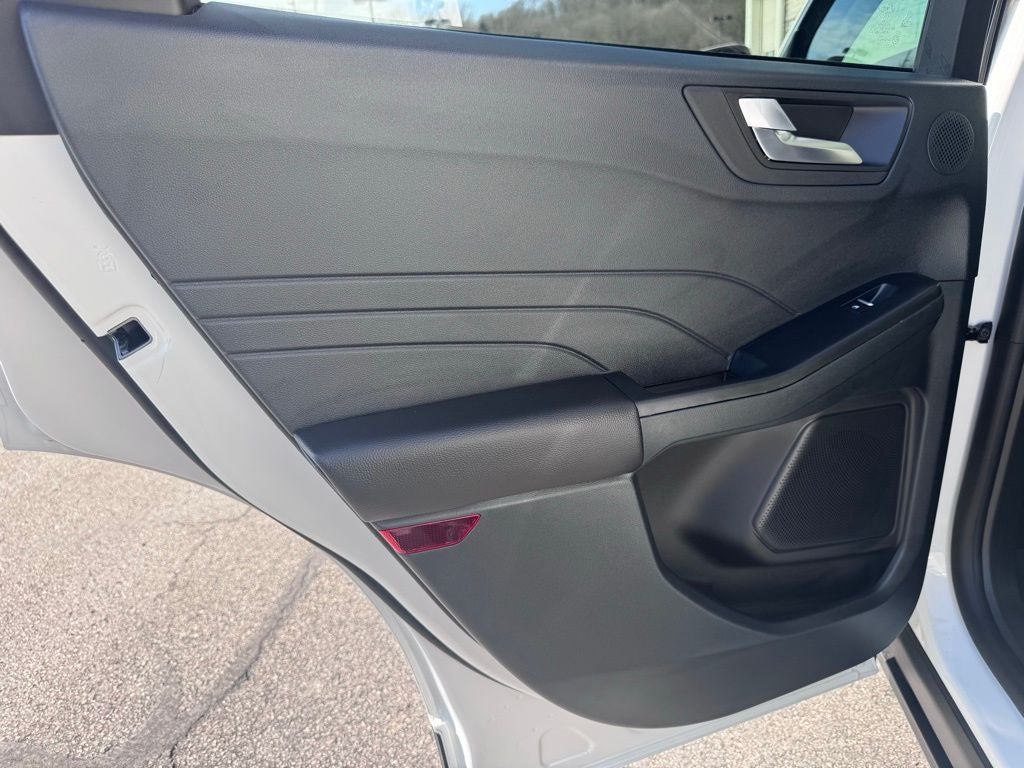 2026 Ford Escape Hybrid Platinum