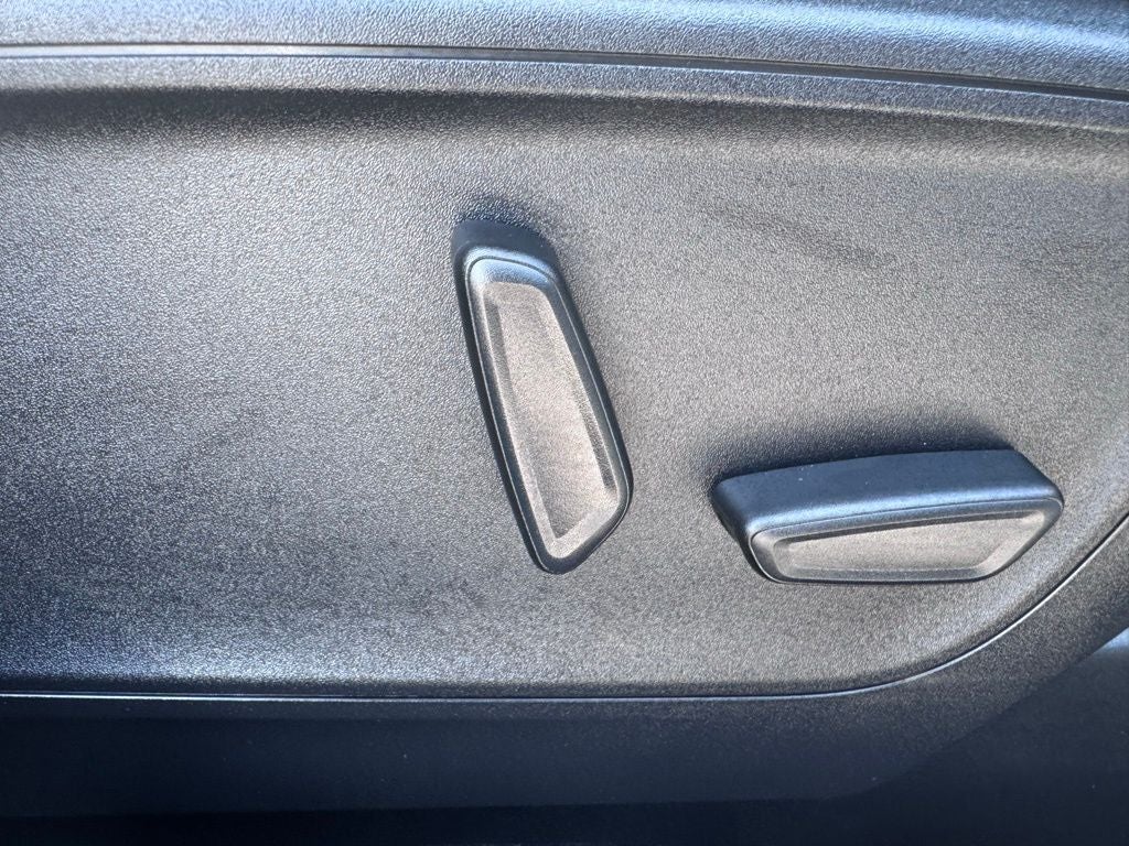 2026 Ford Escape Hybrid Platinum