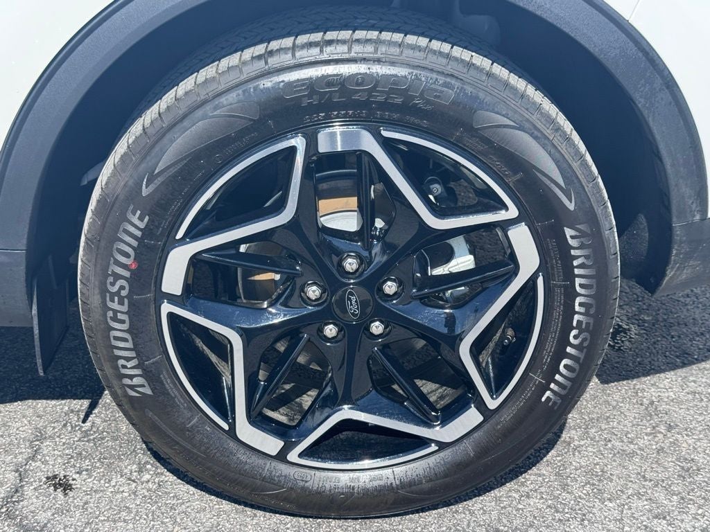 2026 Ford Escape Hybrid Platinum