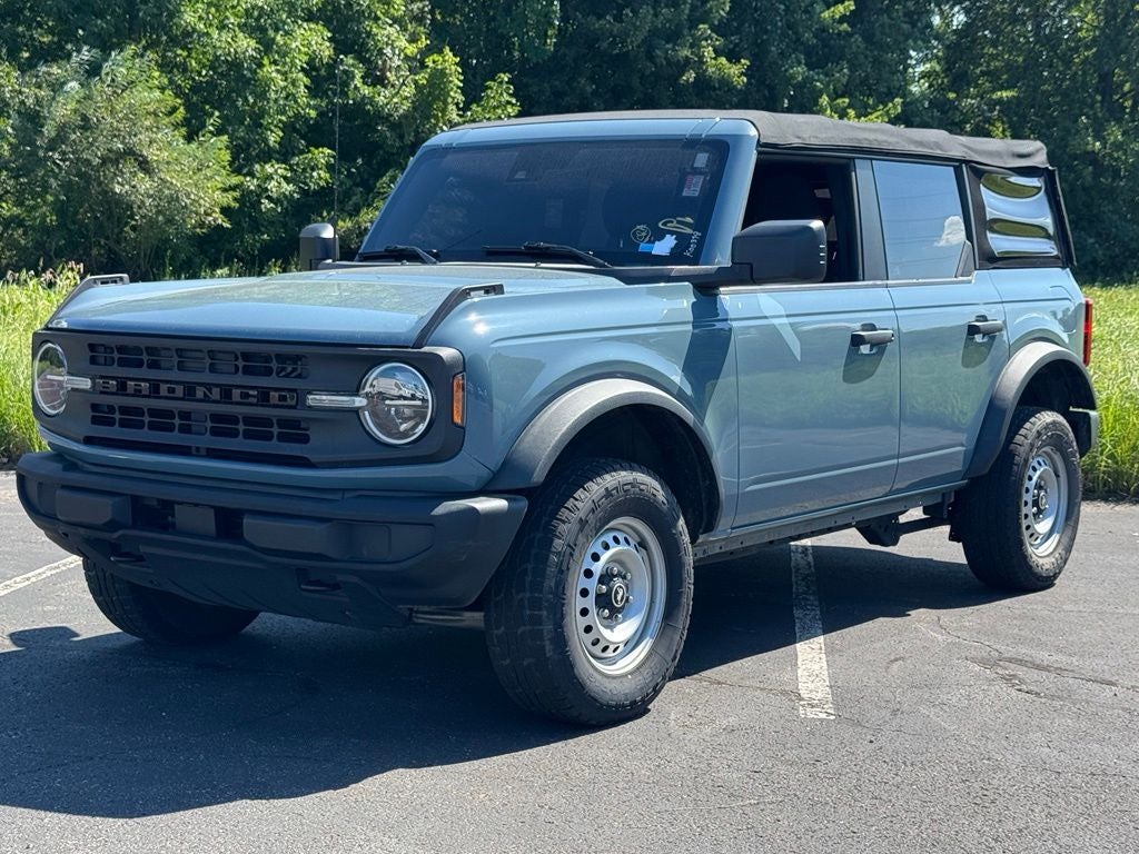 2022 Ford Bronco Base