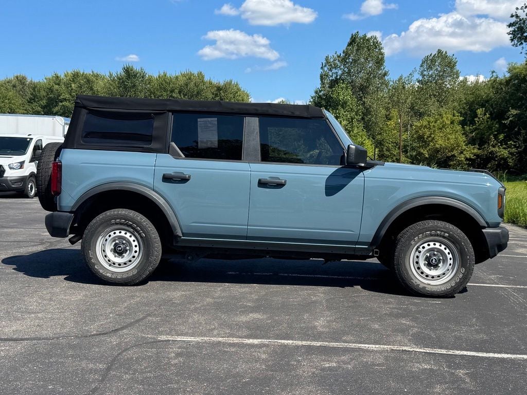 2022 Ford Bronco Base