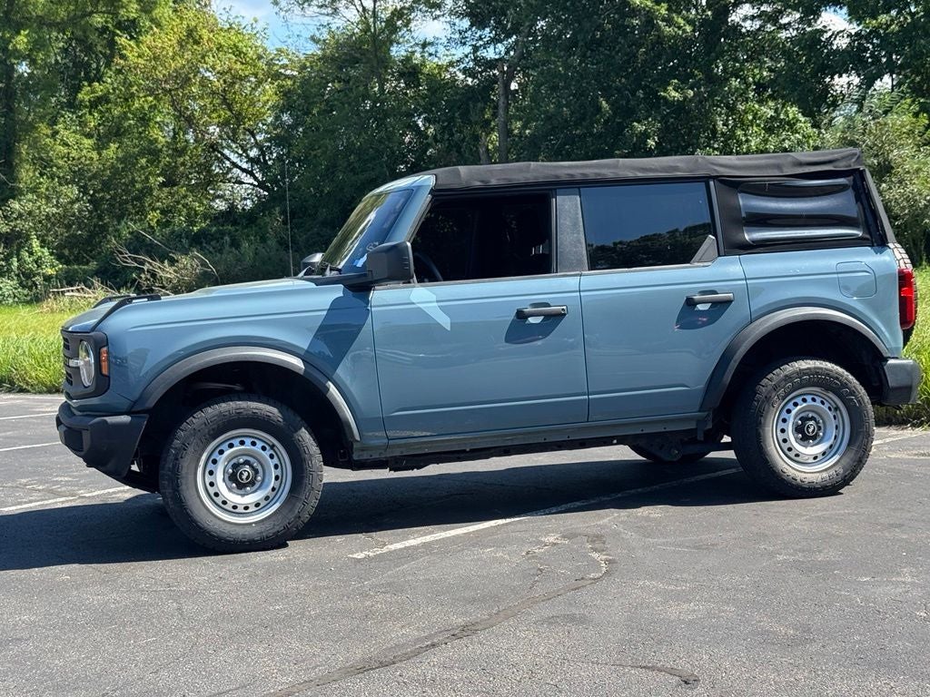 2022 Ford Bronco Base