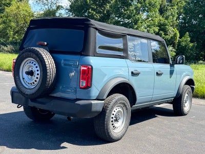 2022 Ford Bronco Base