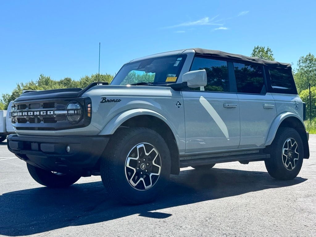 2022 Ford Bronco Outer Banks