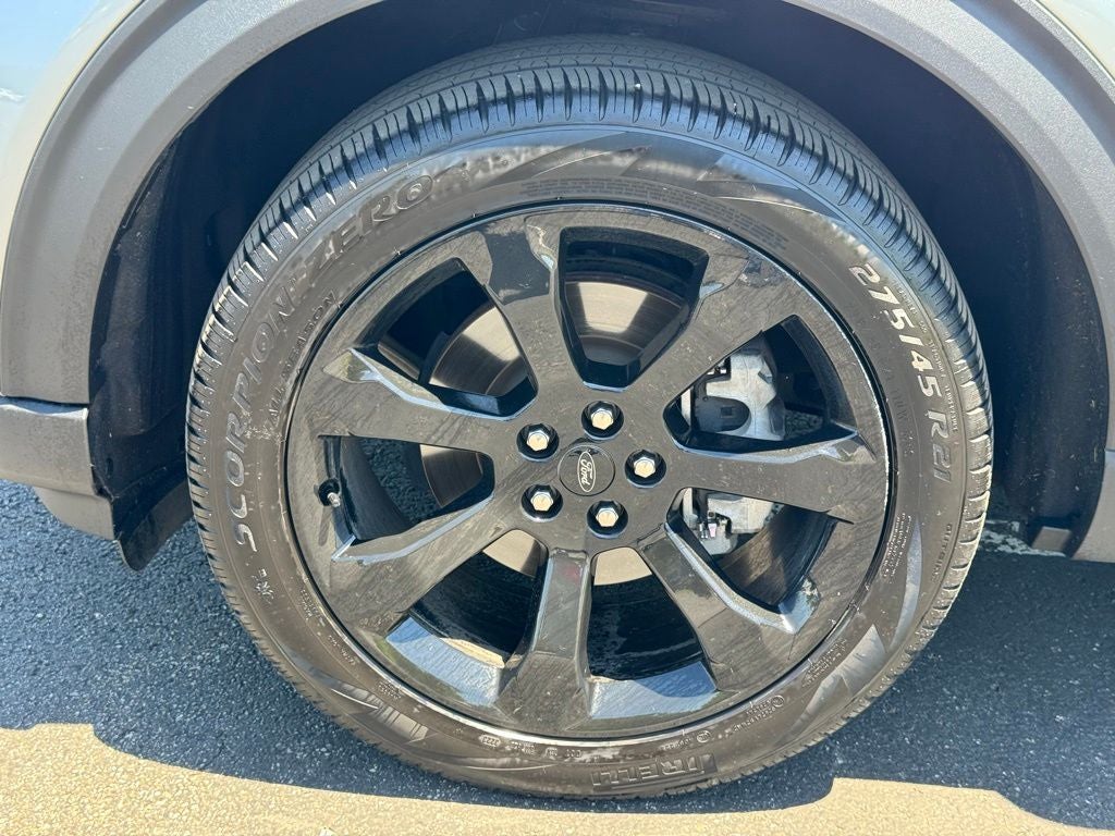 2023 Ford Explorer ST-Line