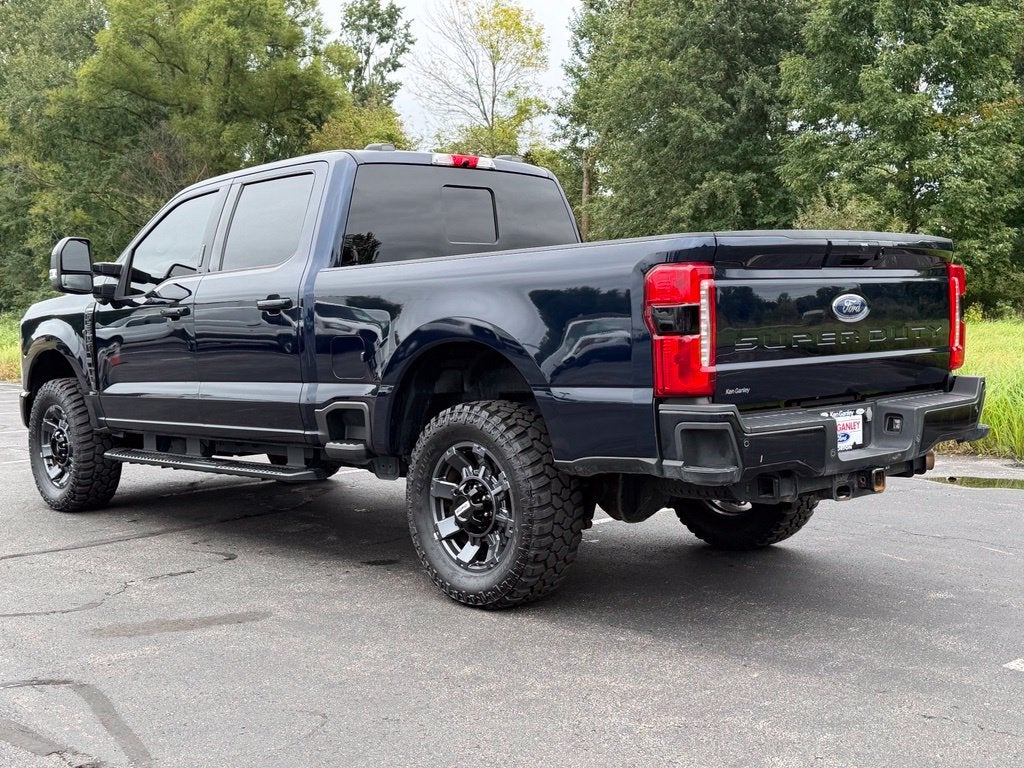 2023 Ford F-250SD Lariat