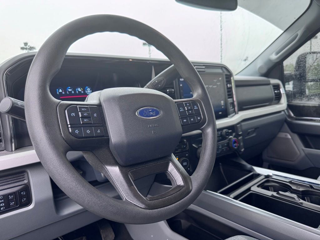 2025 Ford F-350SD XLT