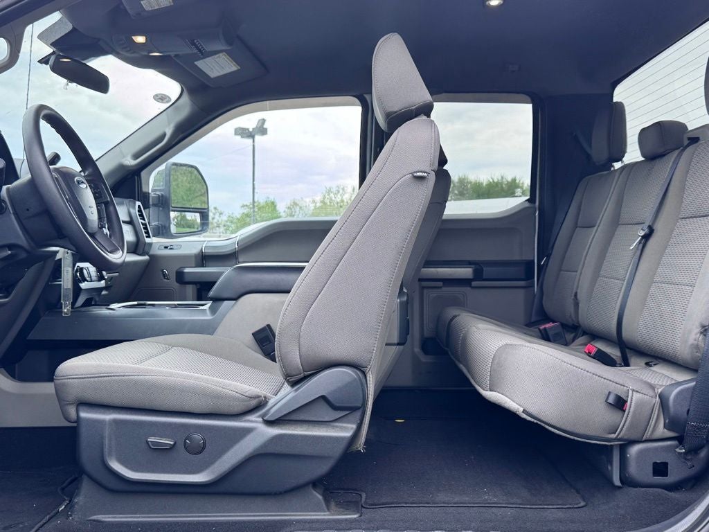 2022 Ford F-350SD XLT