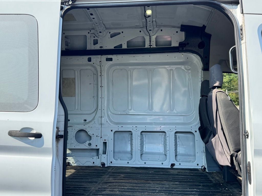 2017 Ford Transit-250 Base