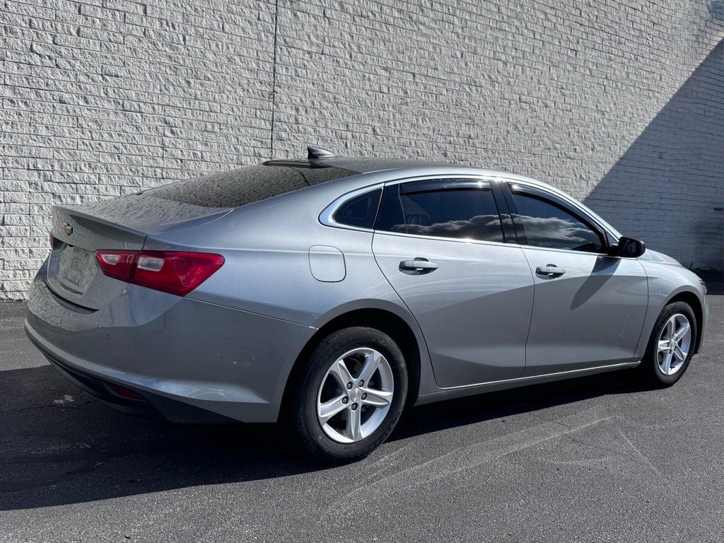 2025 Chevrolet Malibu LS 1LS