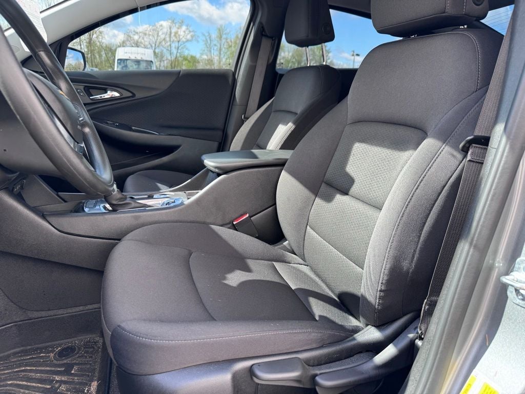 2025 Chevrolet Malibu LS 1LS