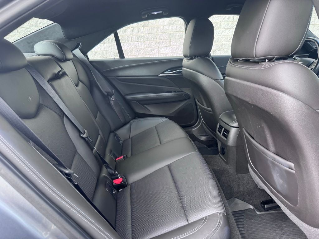 2022 Cadillac CT4 Premium Luxury