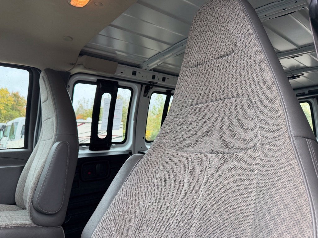 2020 Chevrolet Express 3500 Work Van Cargo