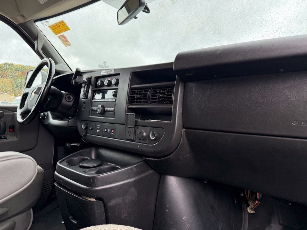 2020 Chevrolet Express 3500 Work Van Cargo