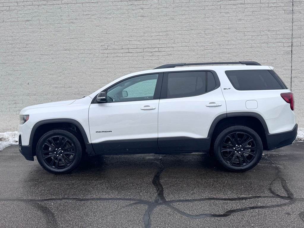 2022 GMC Acadia SLT