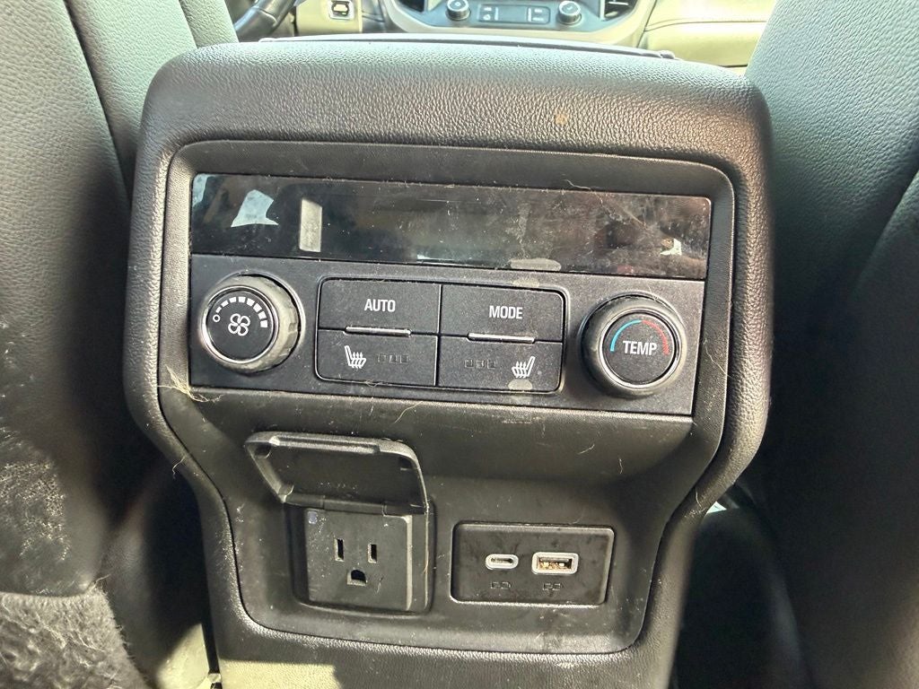 2020 GMC Acadia Denali