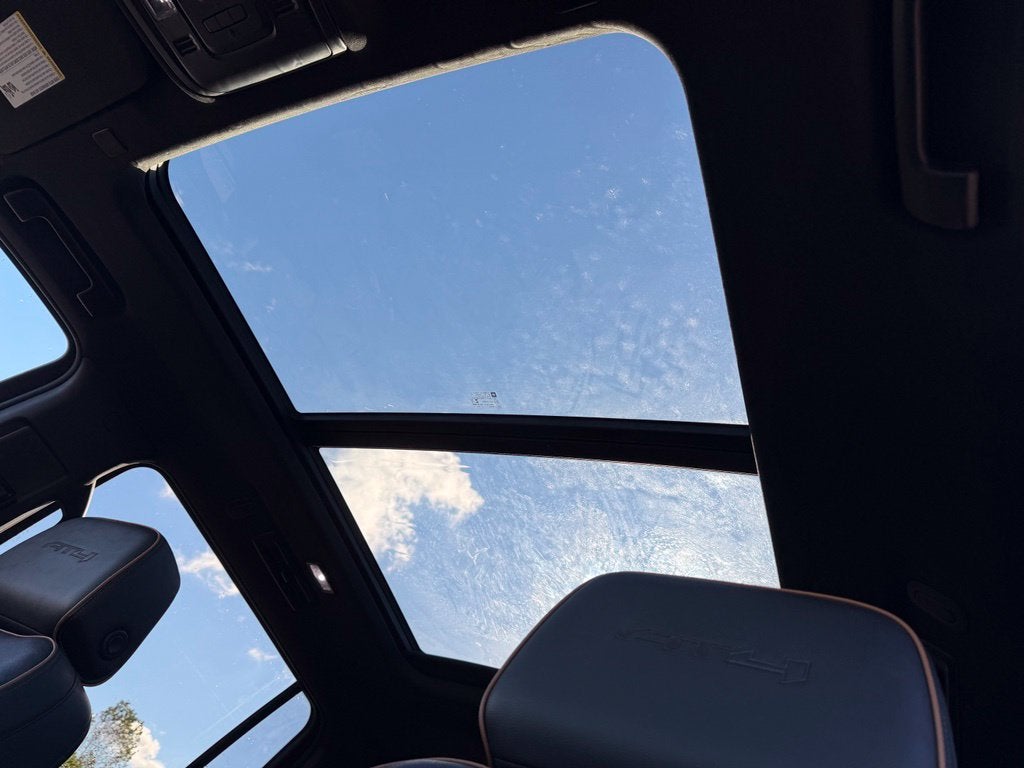 2023 GMC Yukon XL AT4