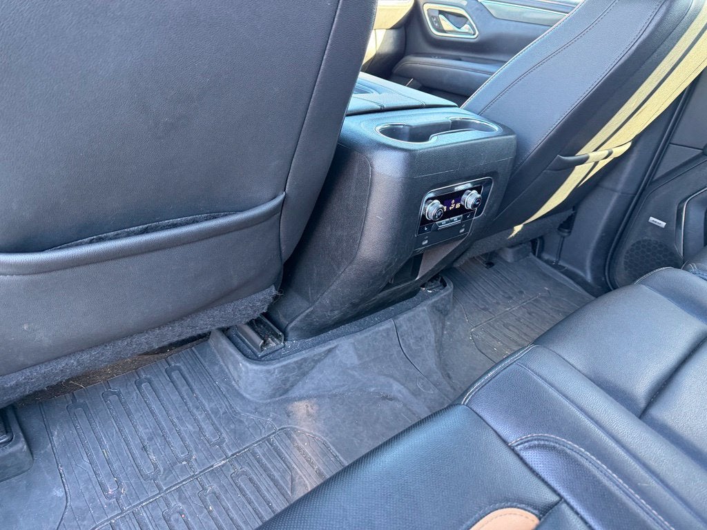 2023 GMC Yukon XL AT4