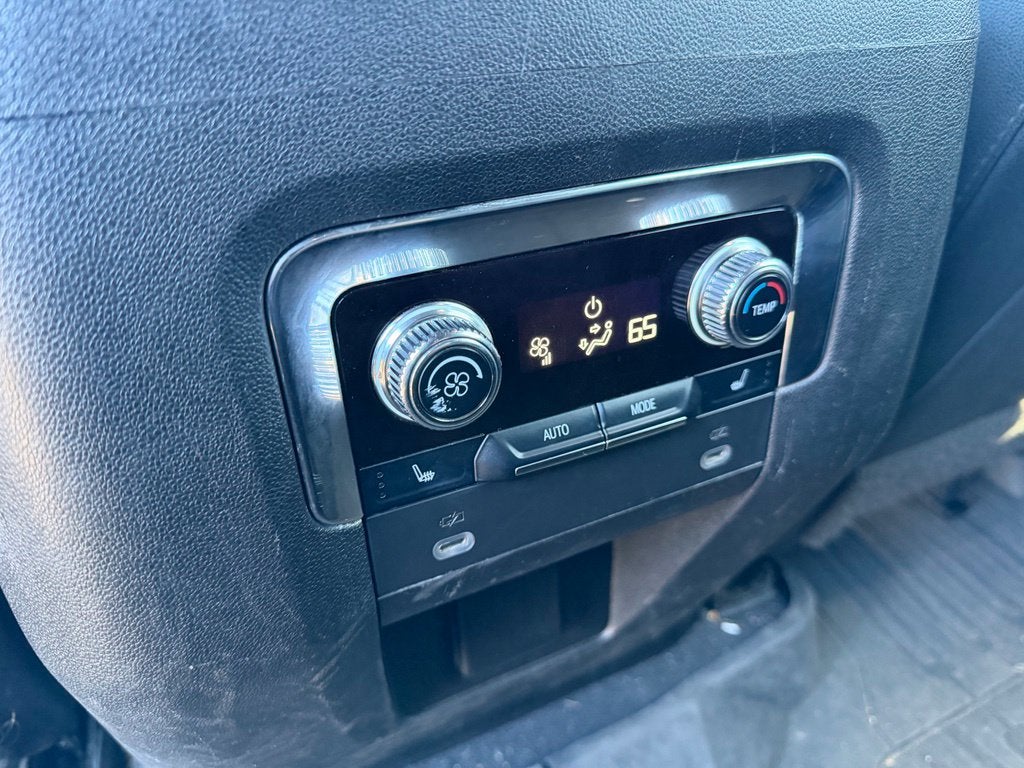 2023 GMC Yukon XL AT4