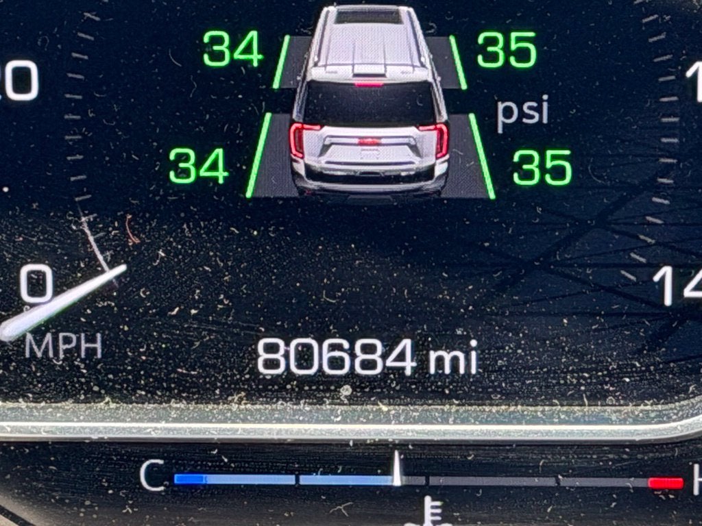 2023 GMC Yukon XL AT4