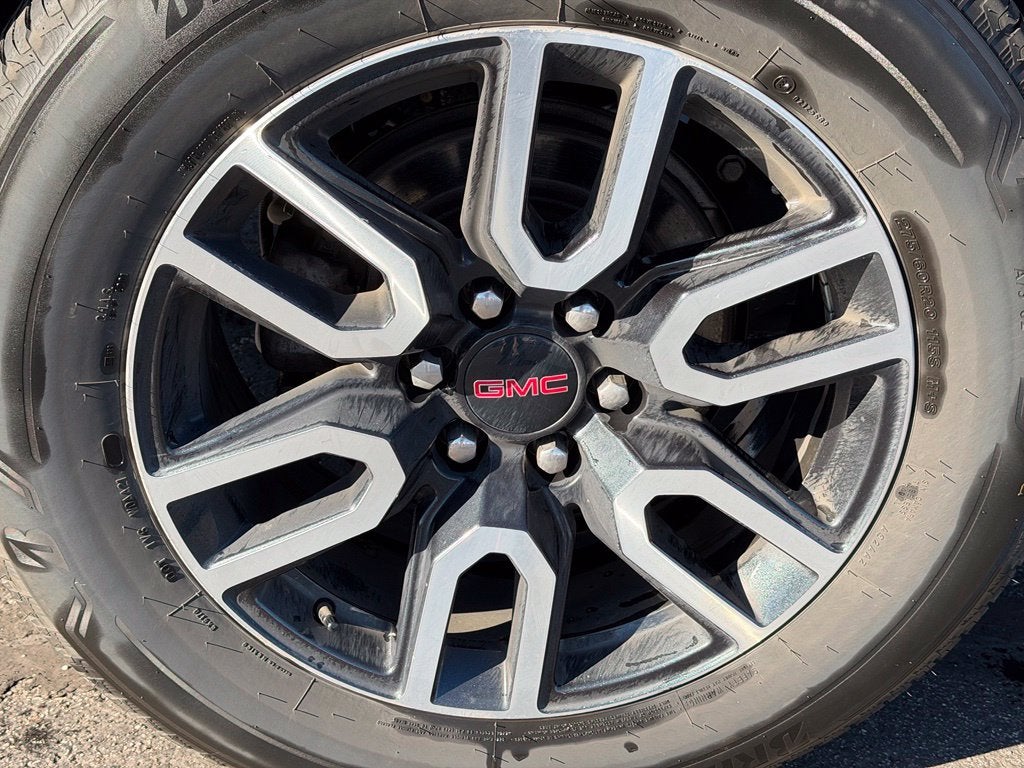 2023 GMC Yukon XL AT4