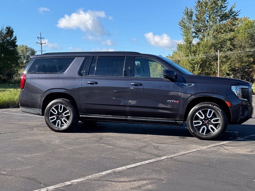 2023 GMC Yukon XL AT4