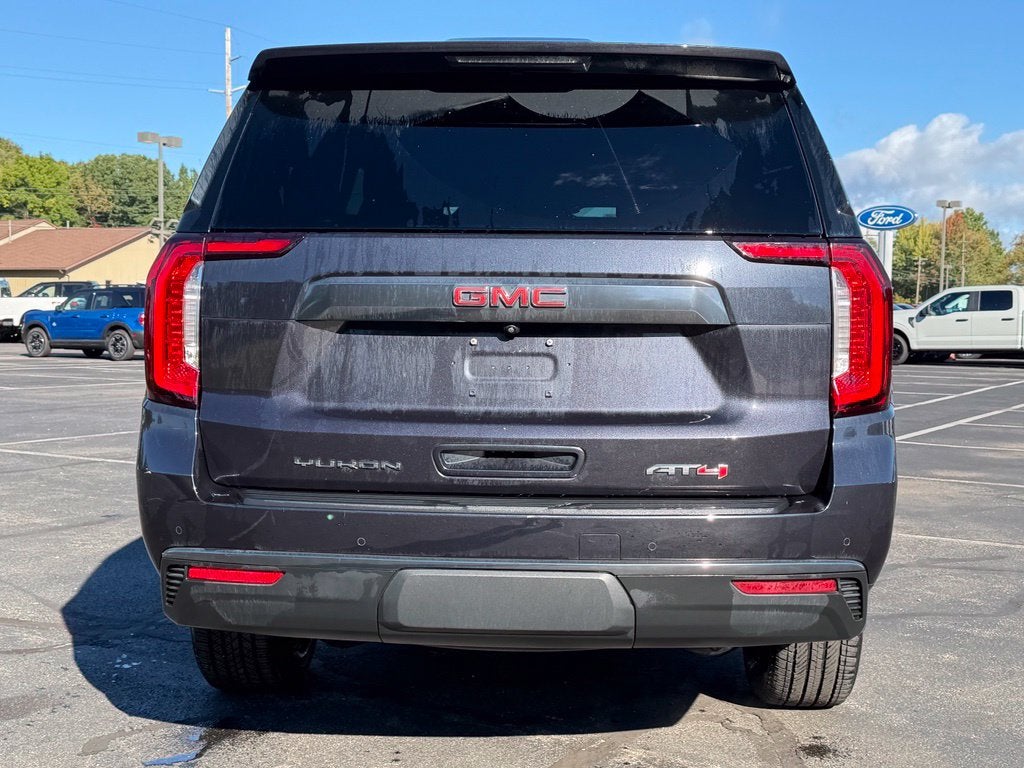 2023 GMC Yukon XL AT4