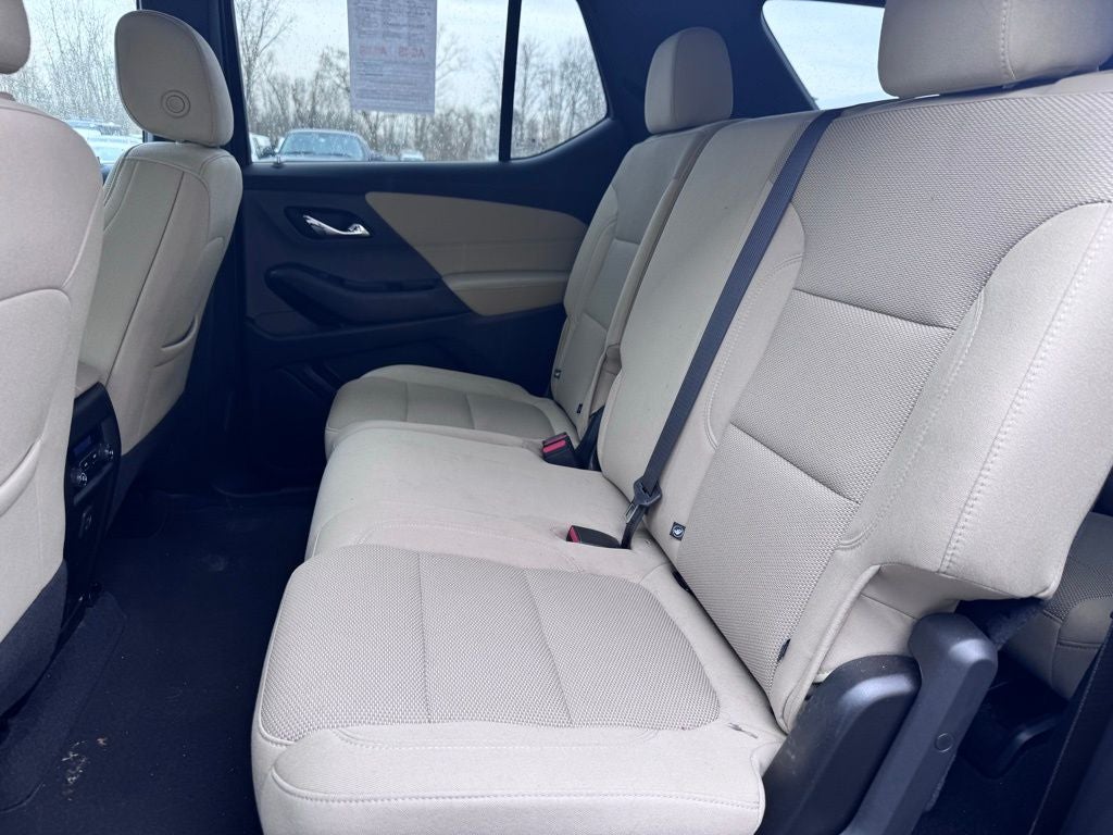 2023 Chevrolet Traverse LS