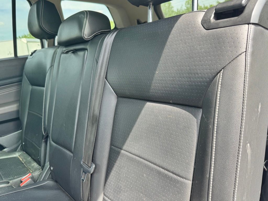 2022 Volkswagen Atlas 2.0T SE w/Technology