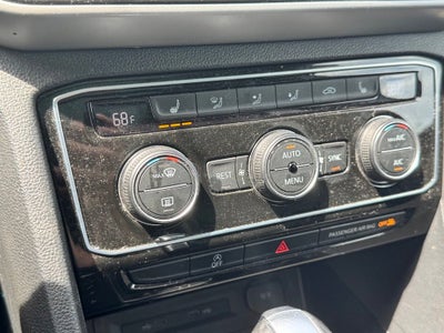2022 Volkswagen Atlas 2.0T SE w/Technology