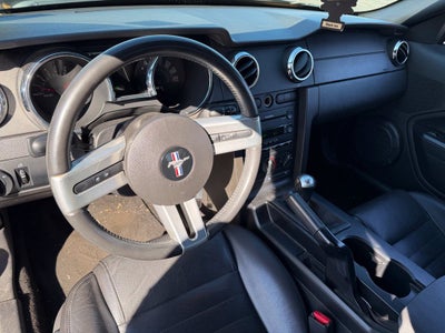 2005 Ford Mustang GT Premium