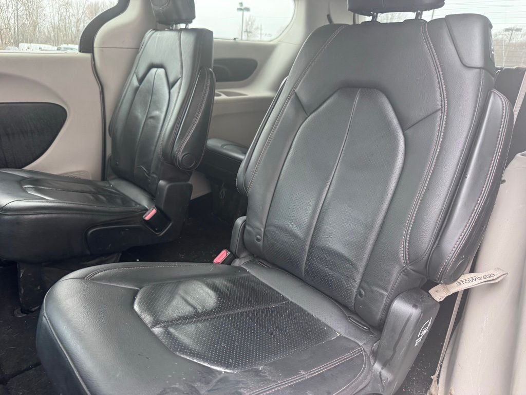 2020 Chrysler Pacifica Touring L