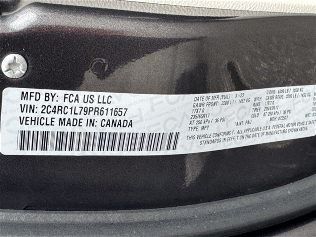 2023 Chrysler Pacifica Hybrid Touring L