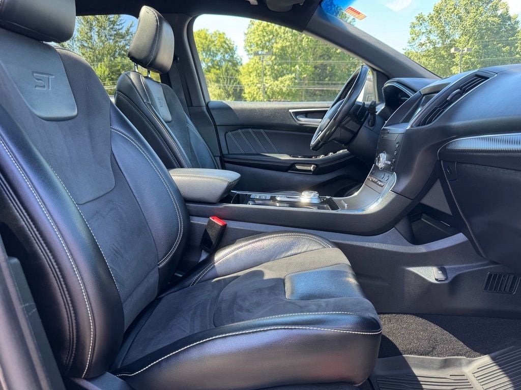 2020 Ford Edge ST