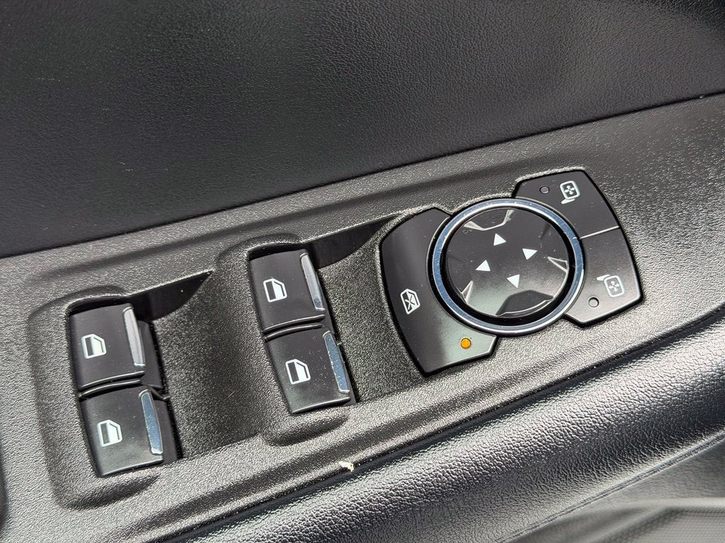 2022 Ford Edge SE