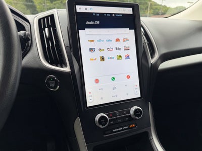 2022 Ford Edge SE