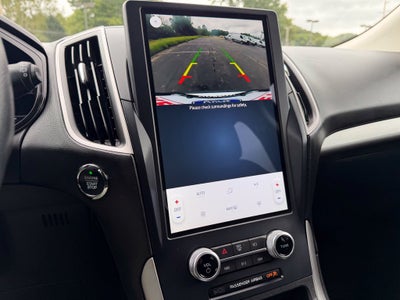 2022 Ford Edge SE