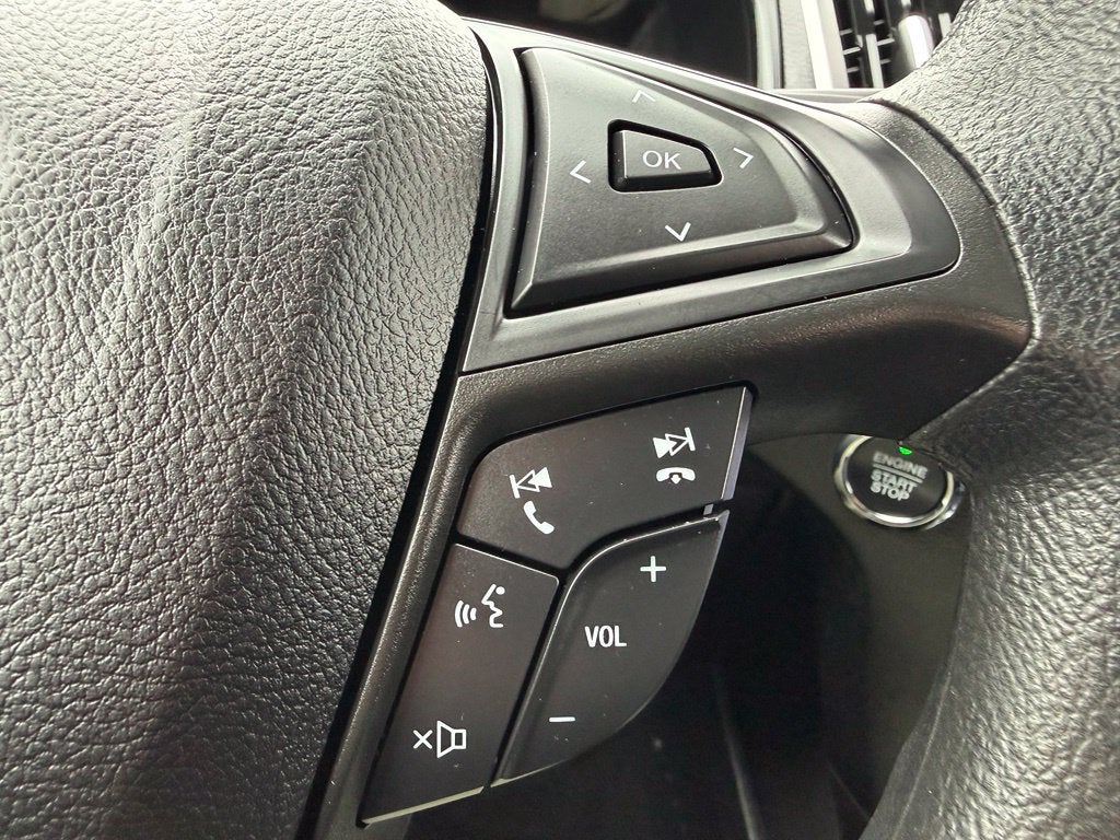 2022 Ford Edge SE