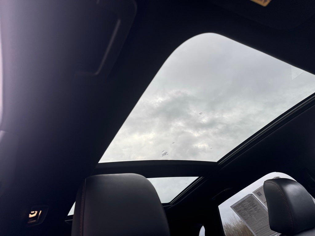 2024 Ford Edge ST Line